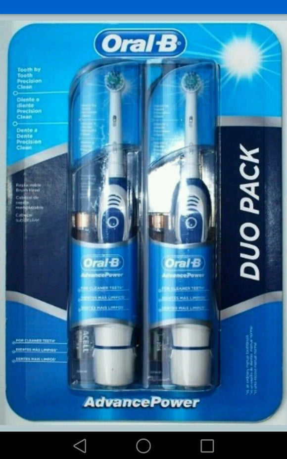 2 x Braun Oral-B Advanced Power 400 Battery-Operated Toothbrush (Duo Pack)